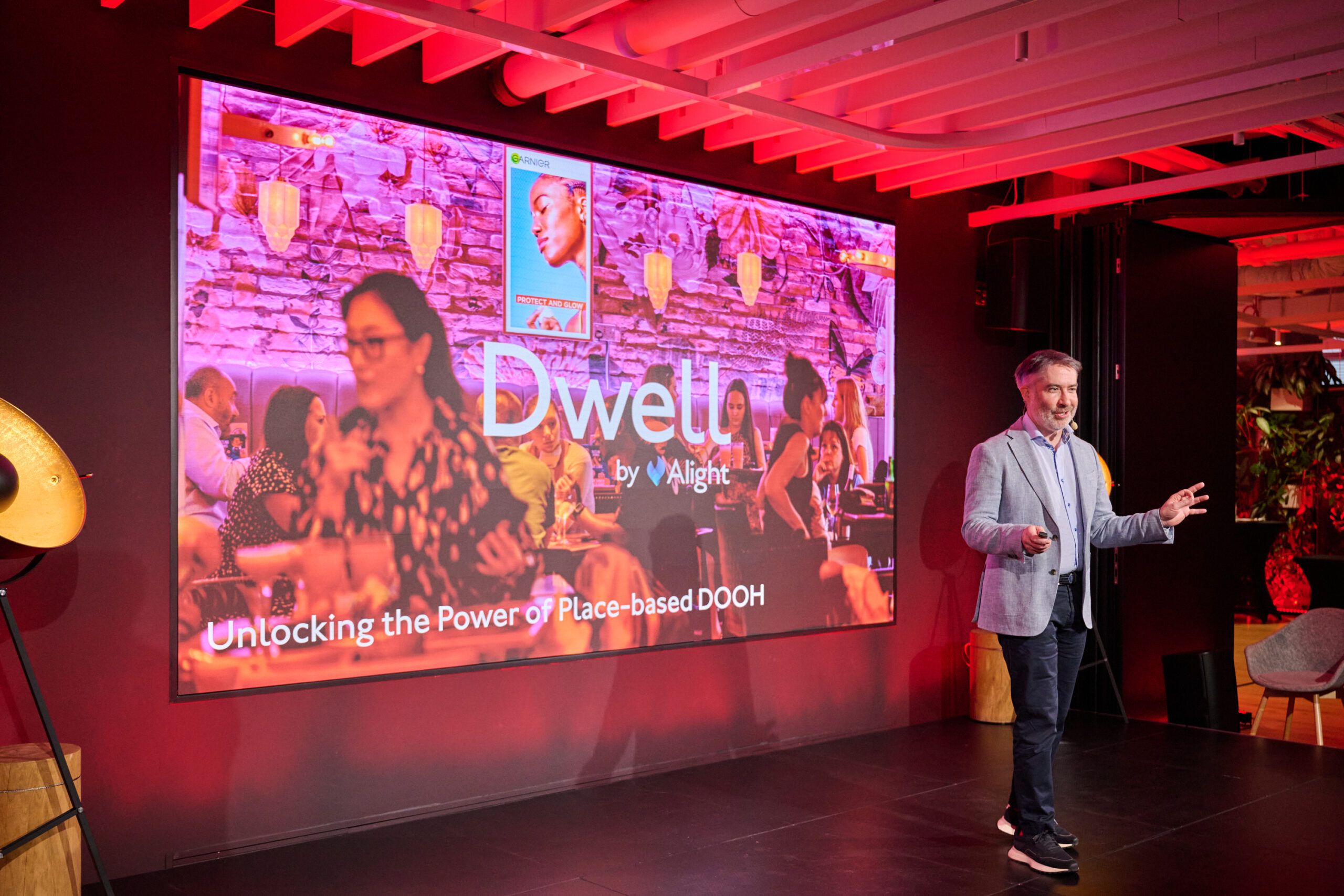 #DataDrivenDOOH 2025 - Matthew Dearden